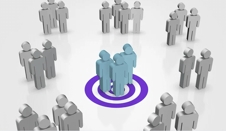 A graphic showing targeted audience with SEOnder's brand colors.